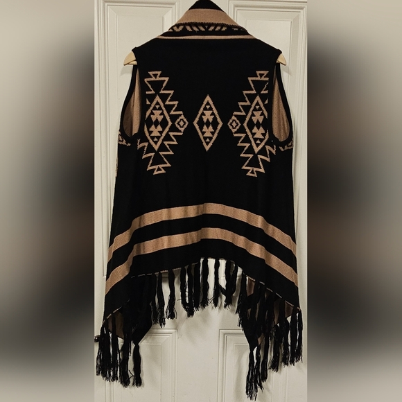 Southwestern Aztec Boho Tassel Reversible sweater vest black tan cream size M - Picture 4 of 11